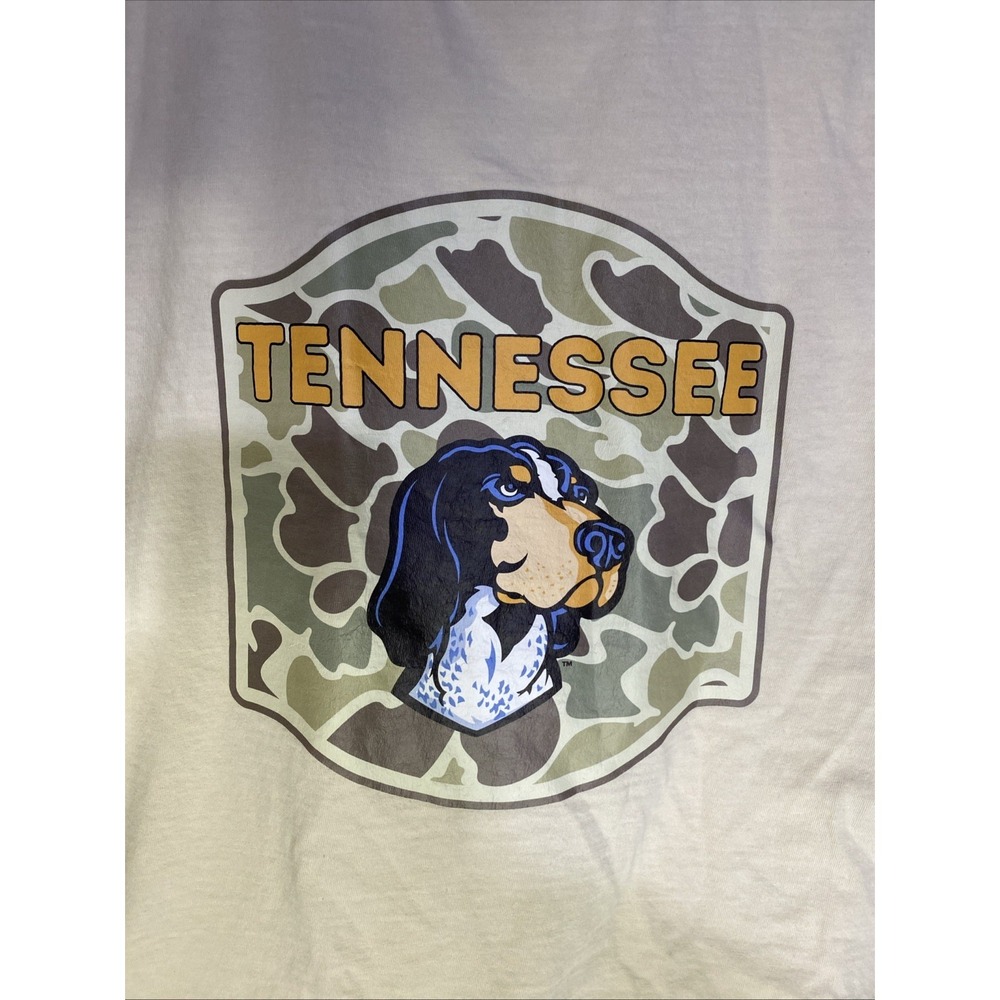 Camo University Of Tennessee Comfort Colors Medium Pocket T Shirt Size Medium